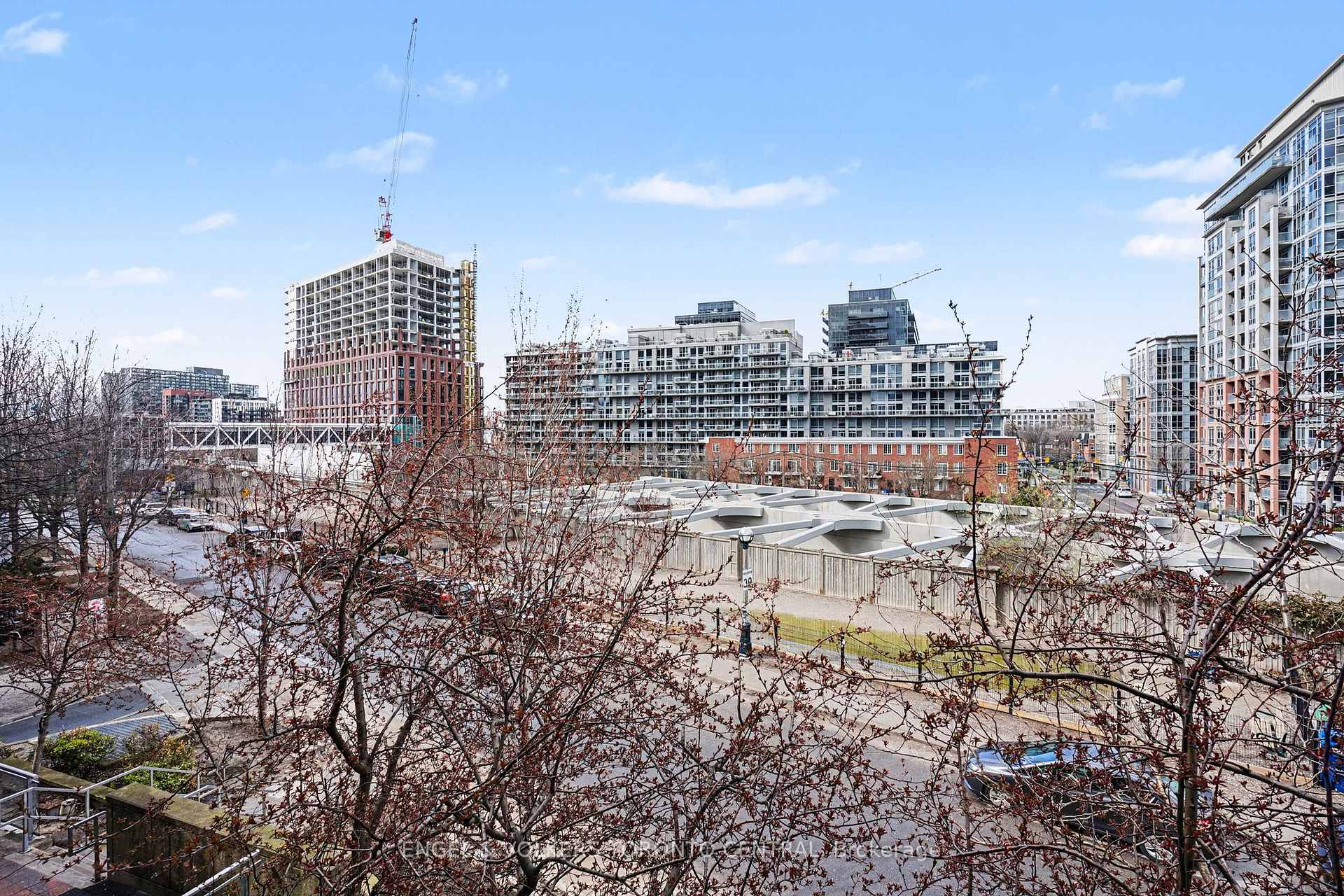 80 Western Battery Road 207