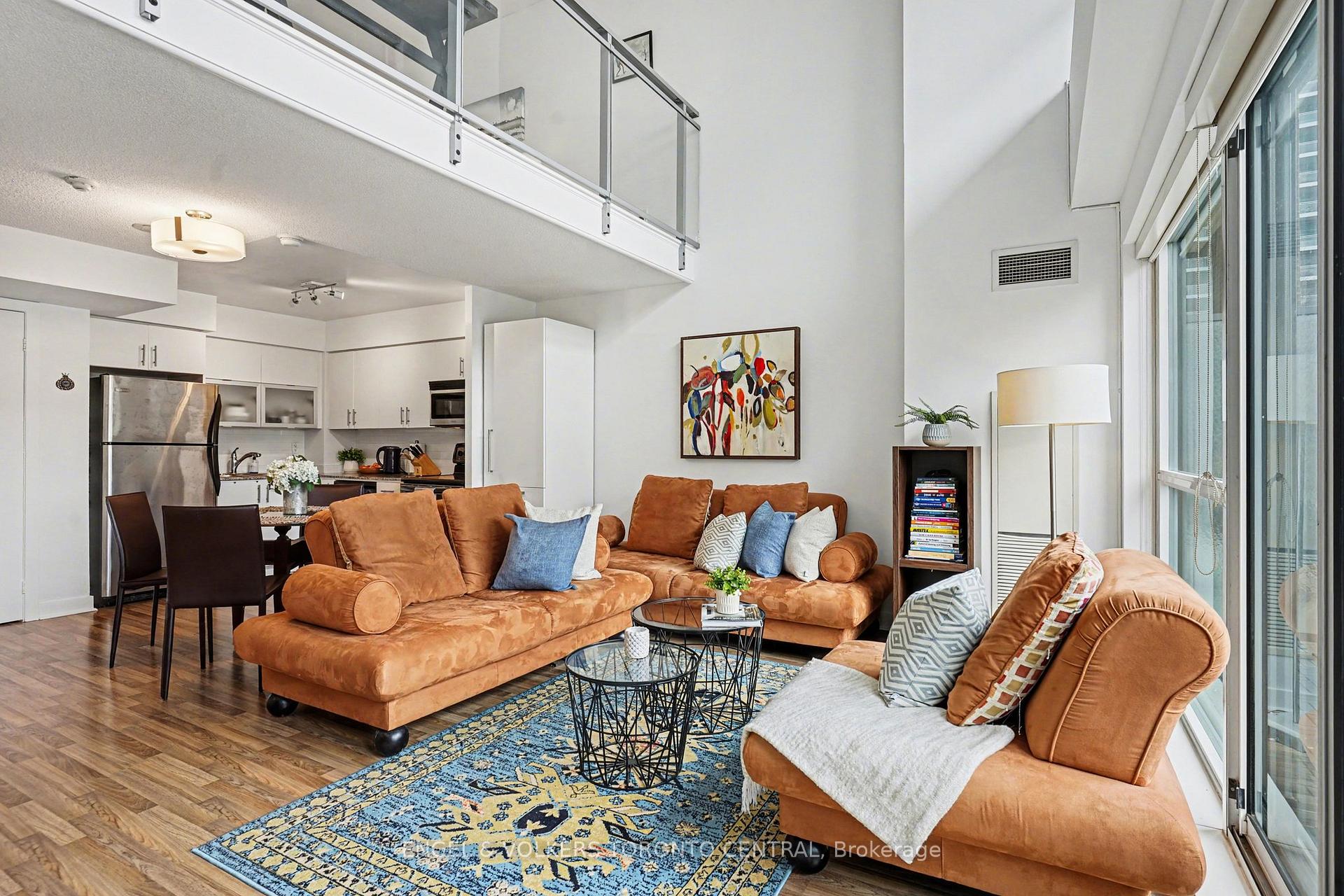 80 Western Battery Road 207