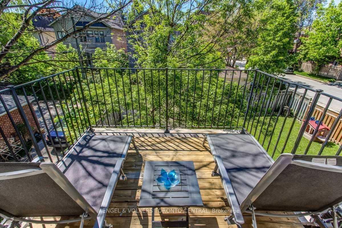 405 Bedford Park Avenue