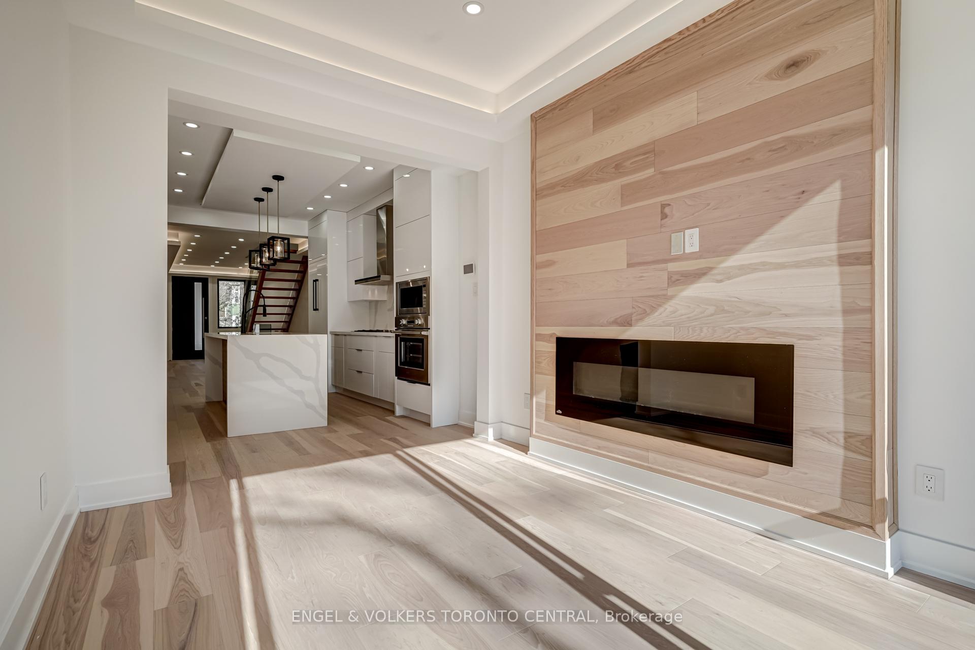 230 Willow Avenue, Toronto