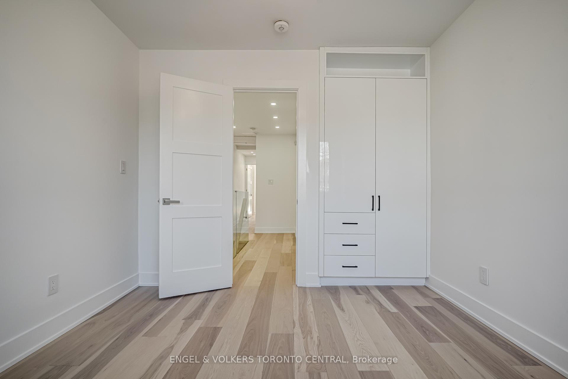 230 Willow Avenue, Toronto