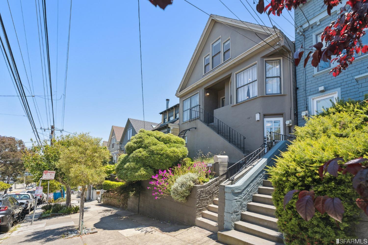 445 Clipper Street