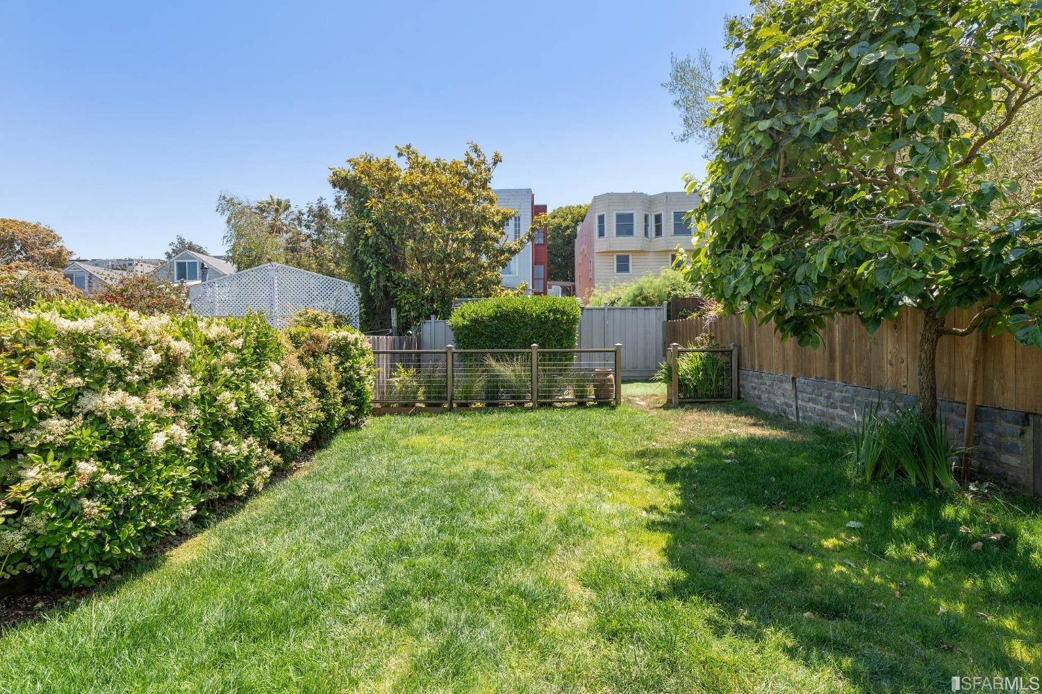 445 Clipper Street