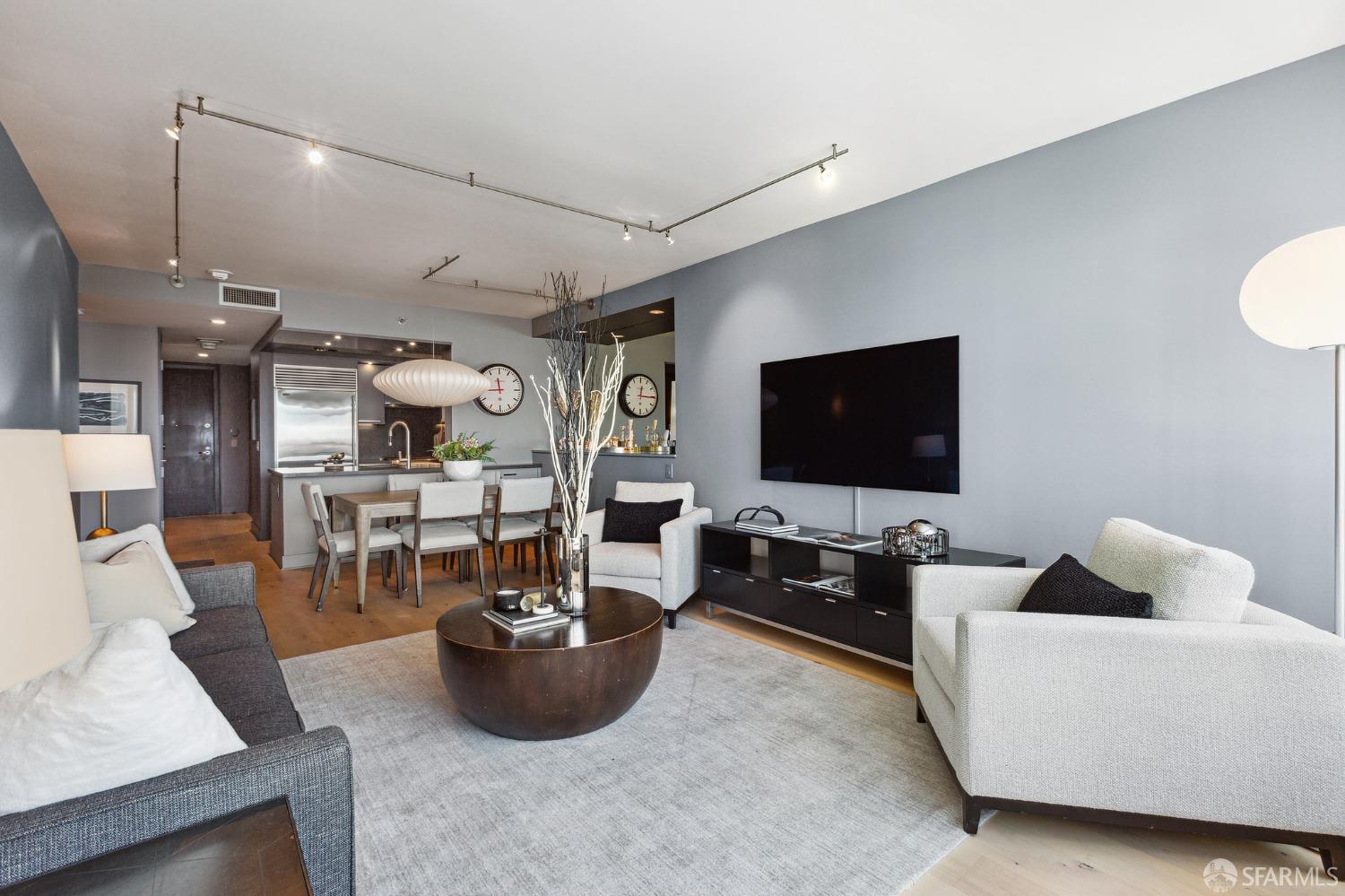 229 Brannan Street # 9G