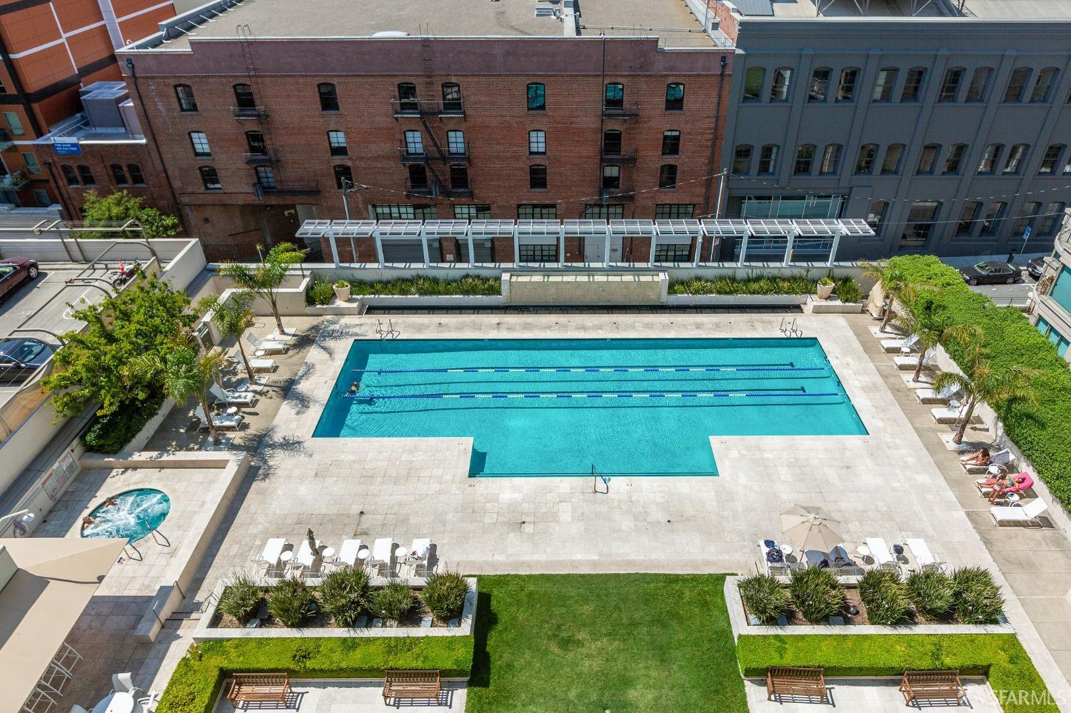 229 Brannan Street # 9G