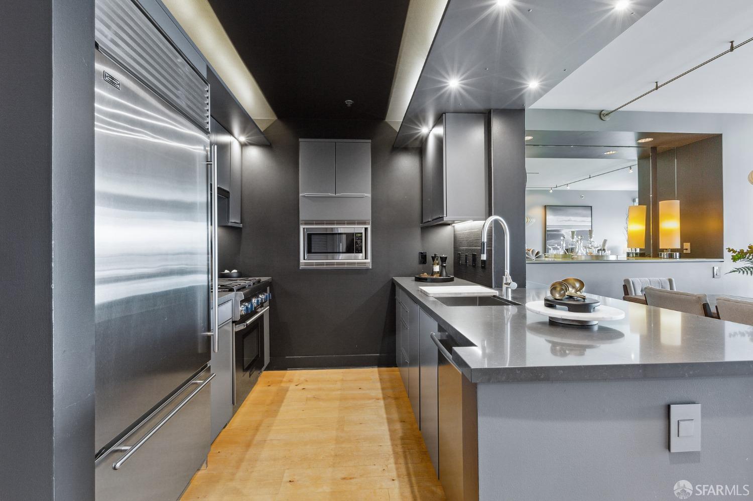 229 Brannan Street # 9G