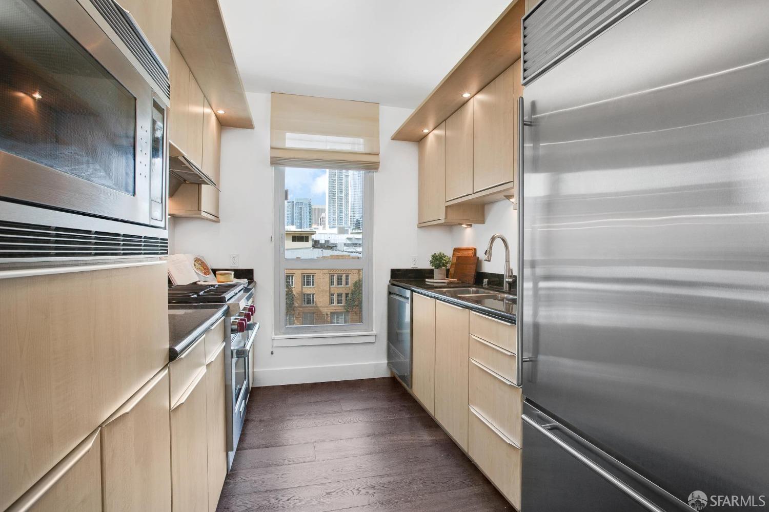 229 Brannan Street # 4J