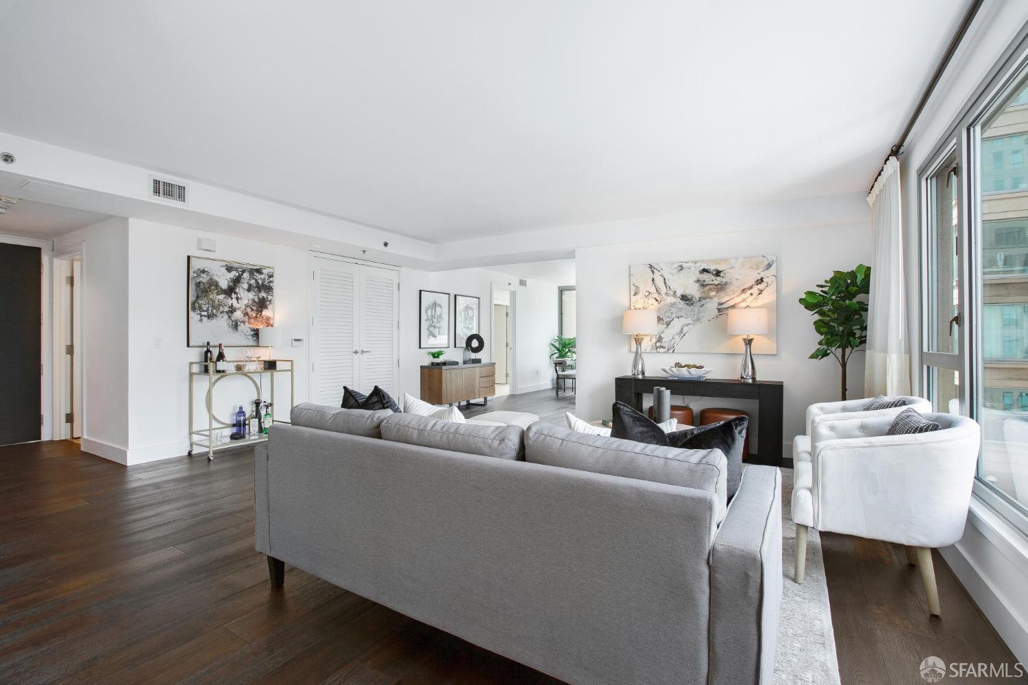 229 Brannan Street # 4J