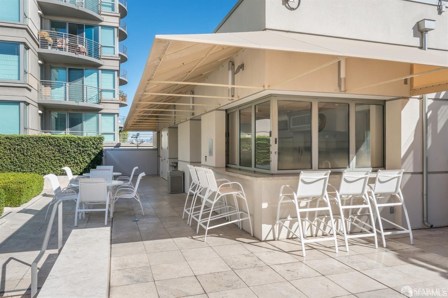 229 Brannan Street # 4J