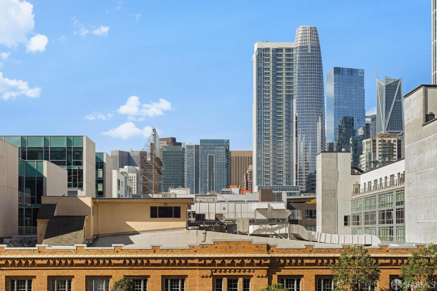 229 Brannan Street # 4J