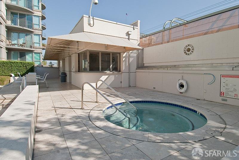 229 Brannan Street # 4J