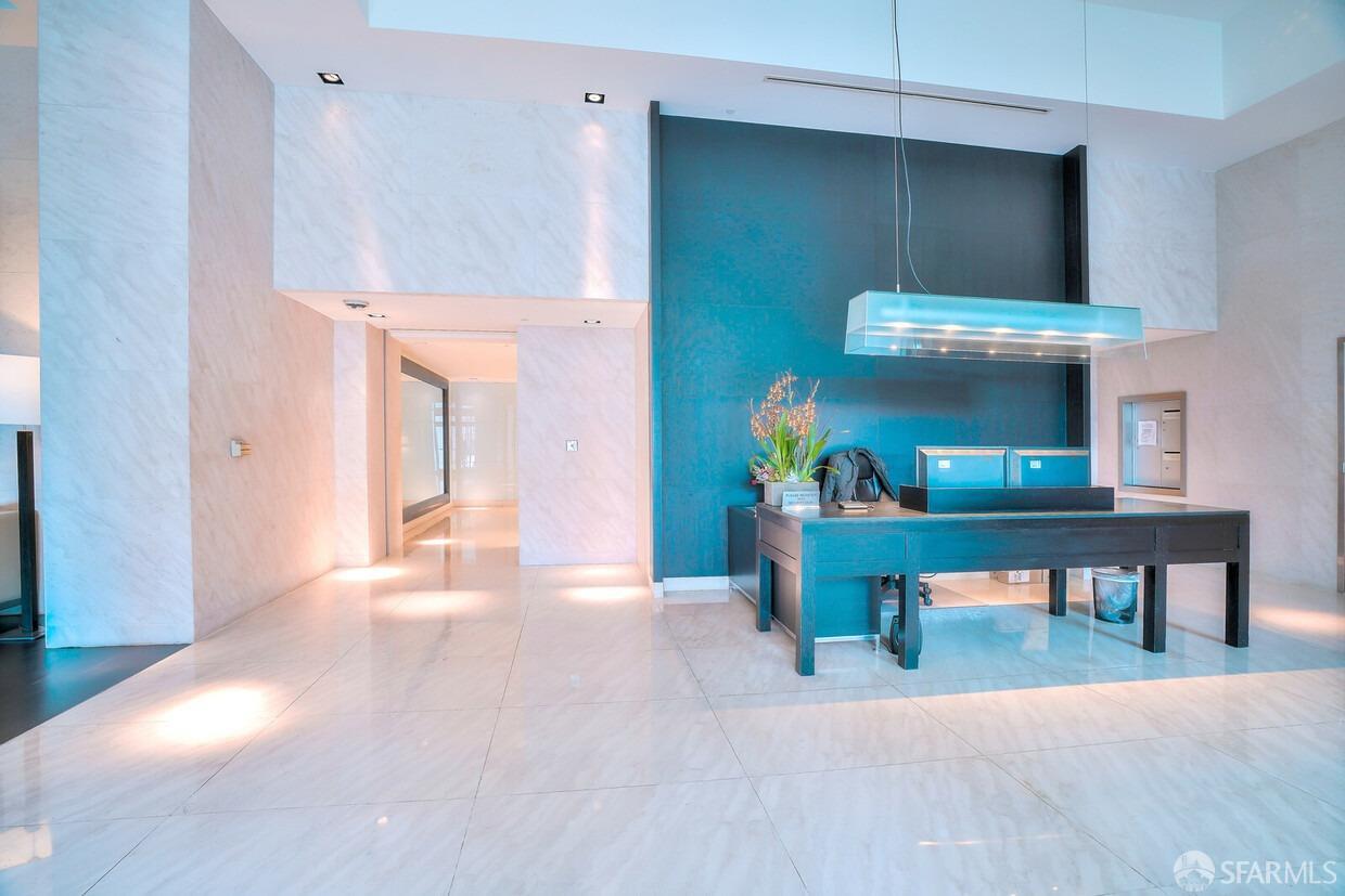 229 Brannan Street # 4J