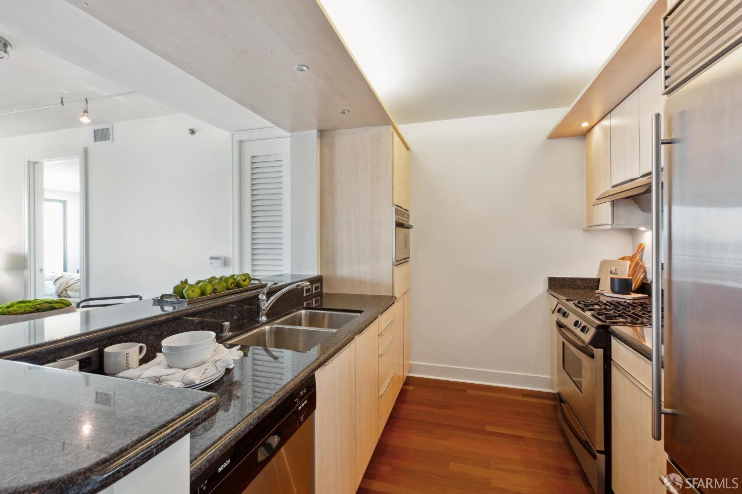 229 Brannan Street # 16C