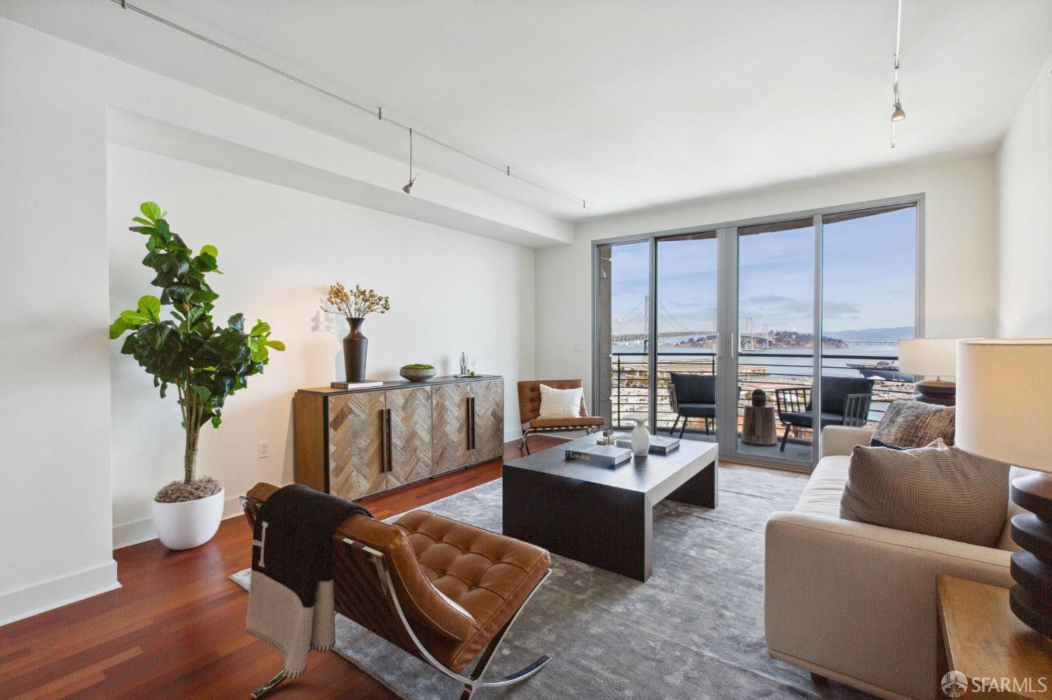 229 Brannan Street # 16C