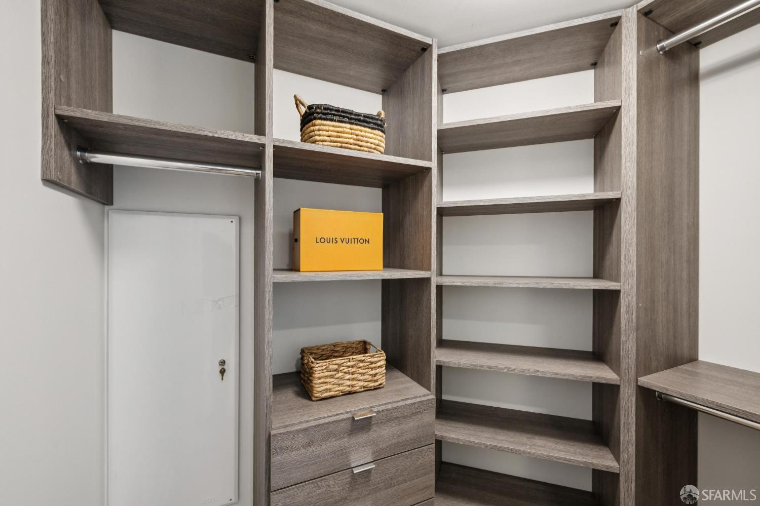 338 Main Street # 19G