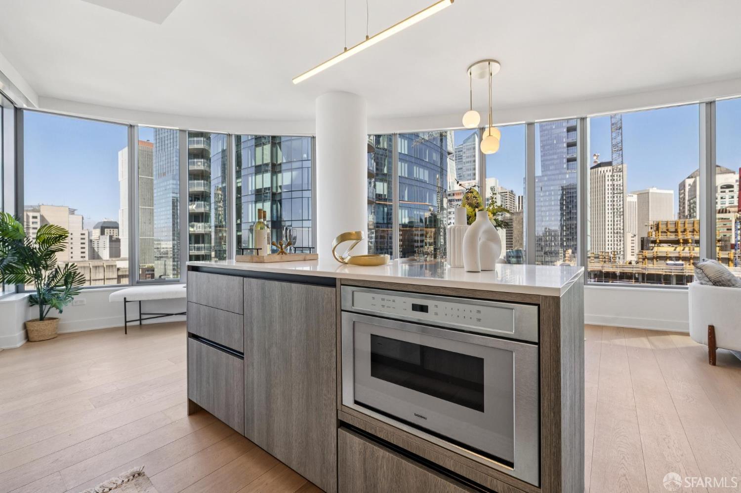 338 Main Street # 19G