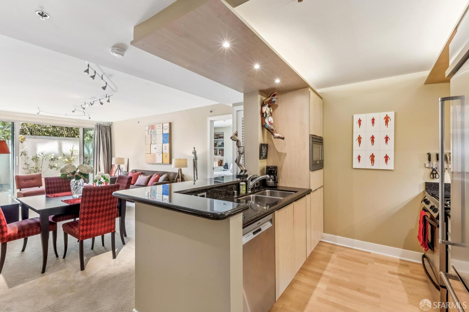 229 Brannan Street # 2H