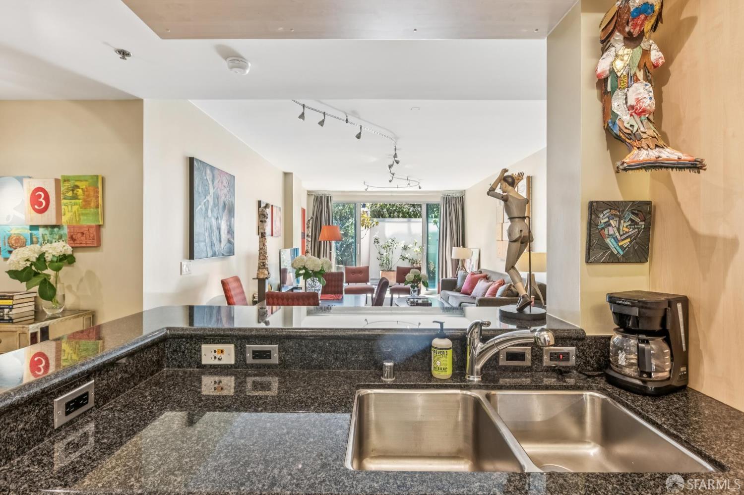 229 Brannan Street # 2H
