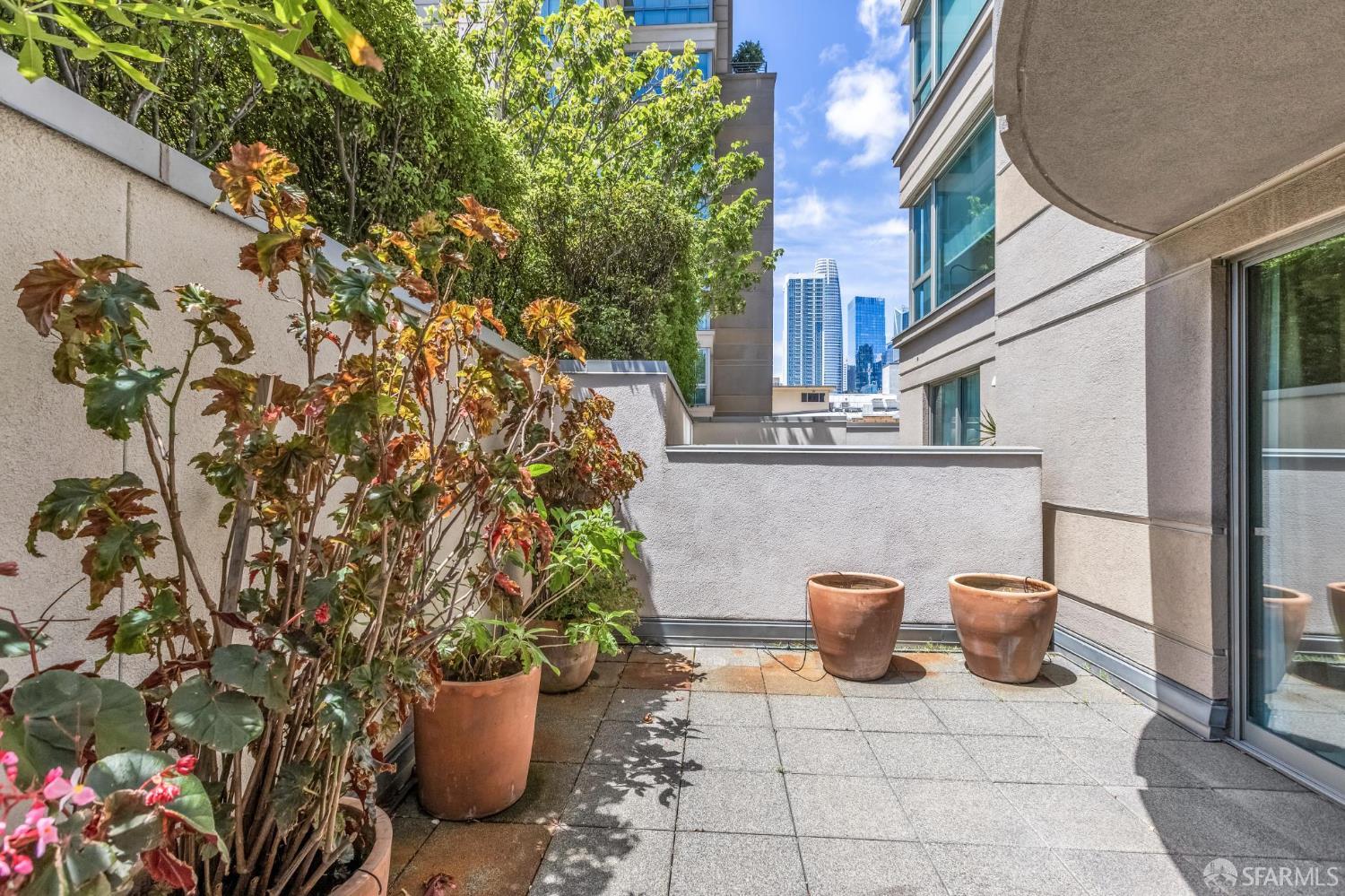 229 Brannan Street # 2H