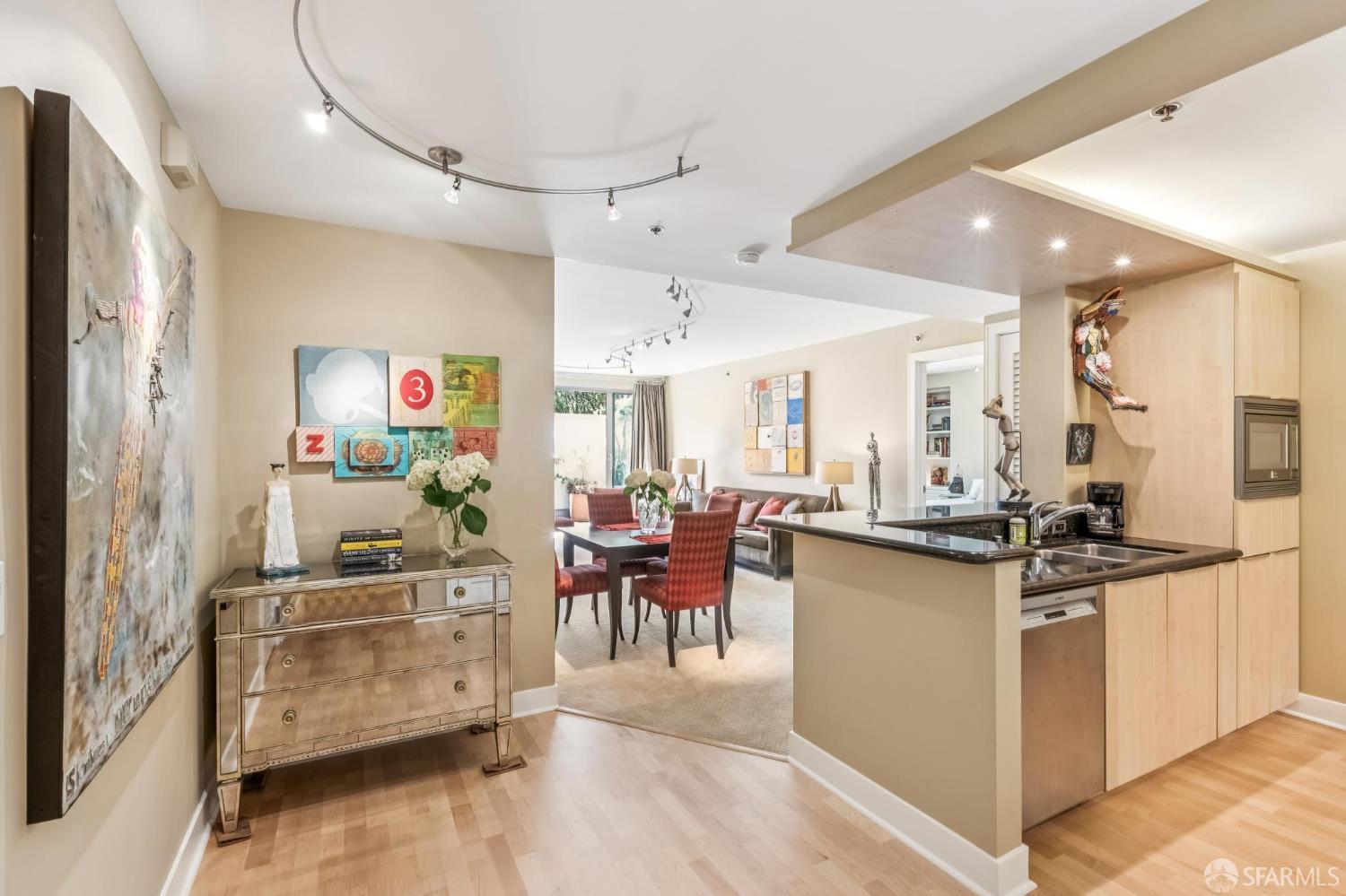 229 Brannan Street # 2H