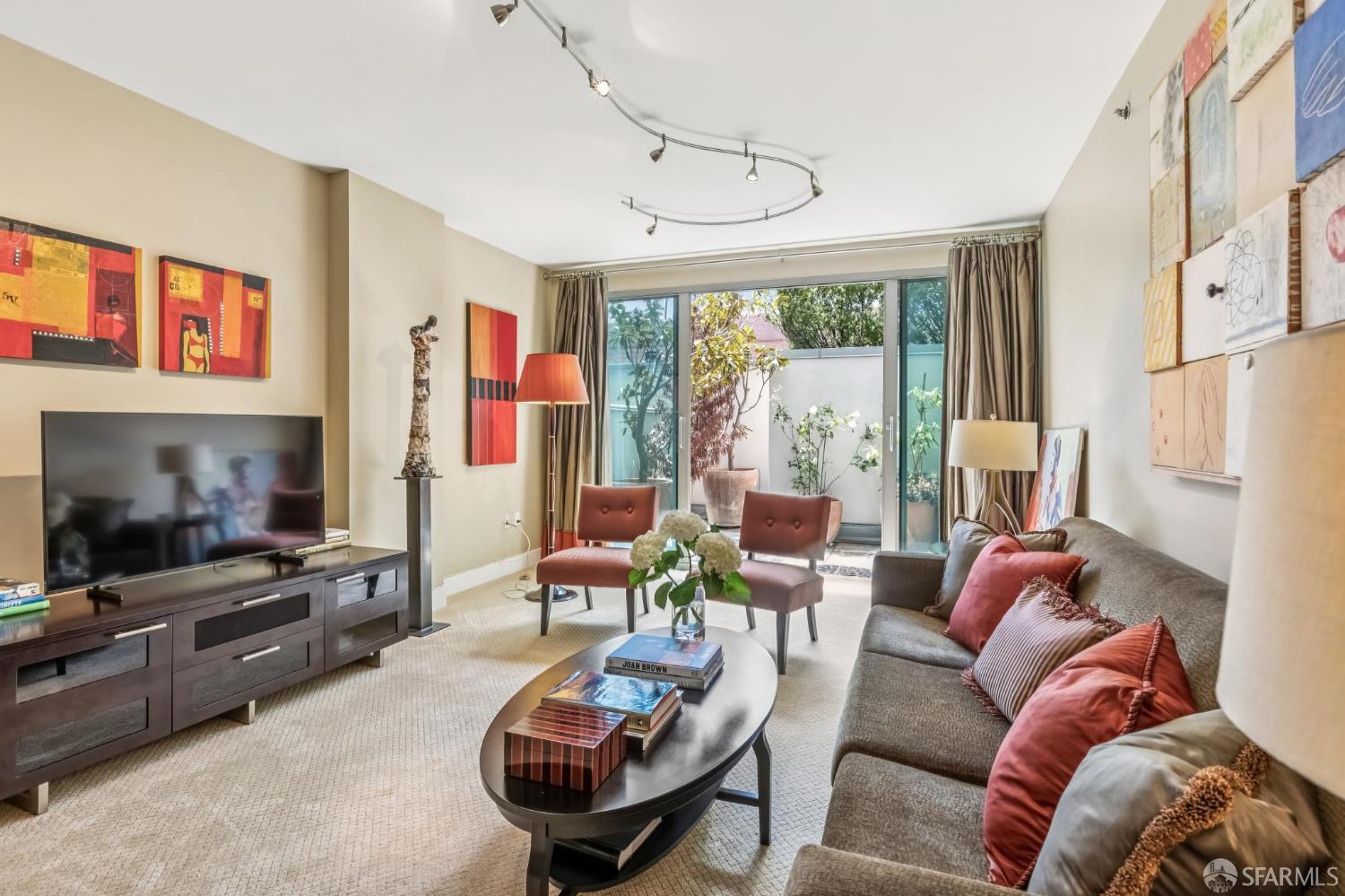 229 Brannan Street # 2H