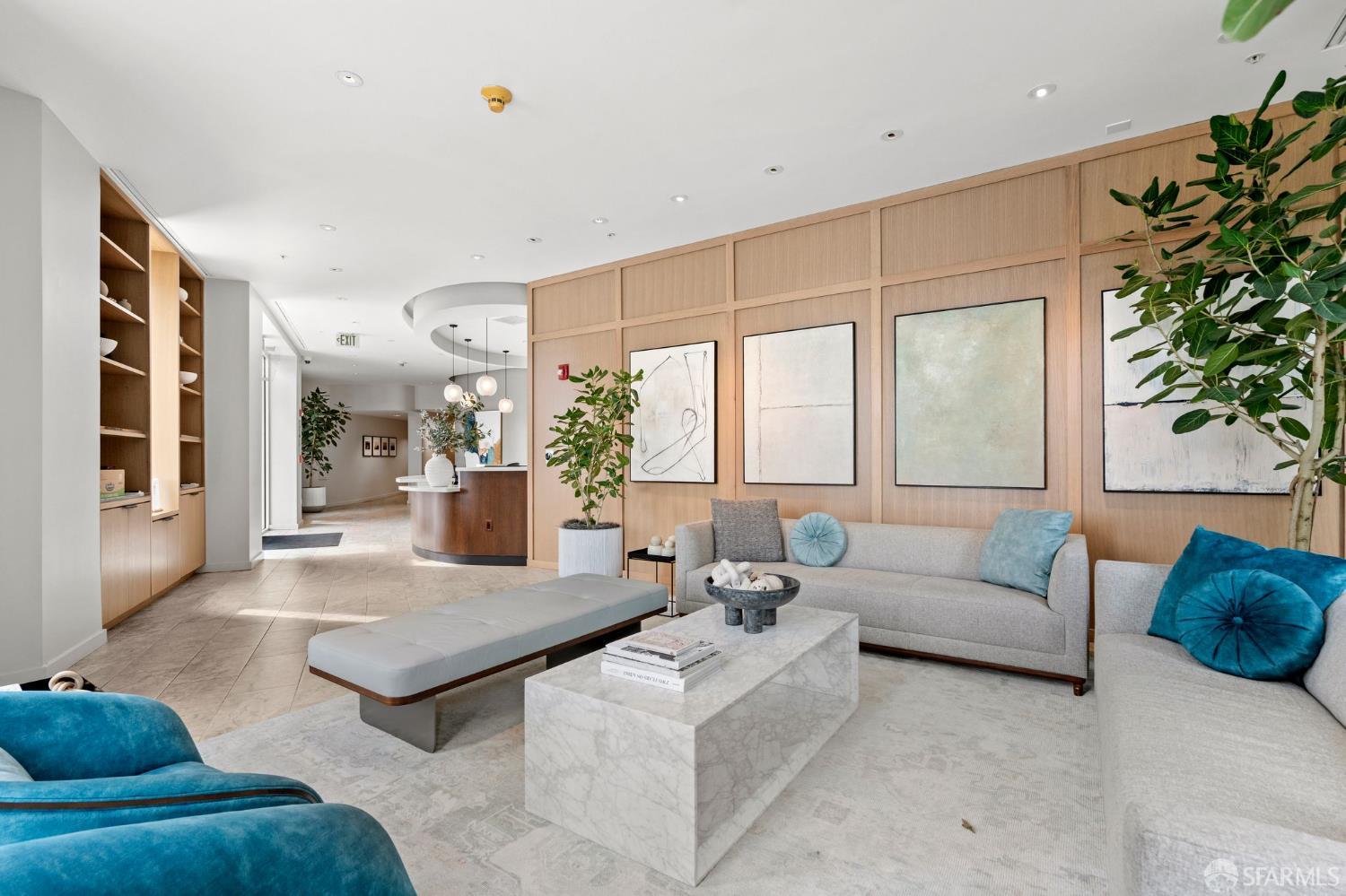 88 King Street # 807