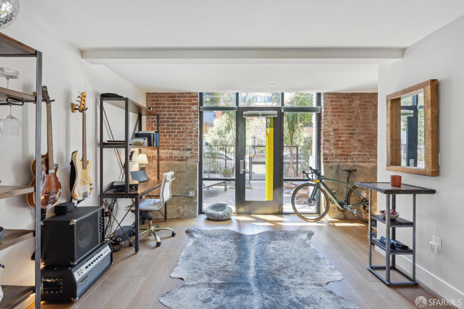 877 Indiana Street # 106