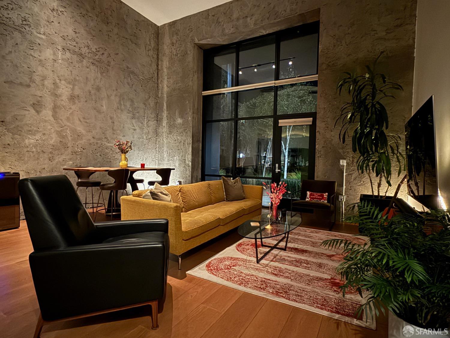 877 Indiana Street # 106