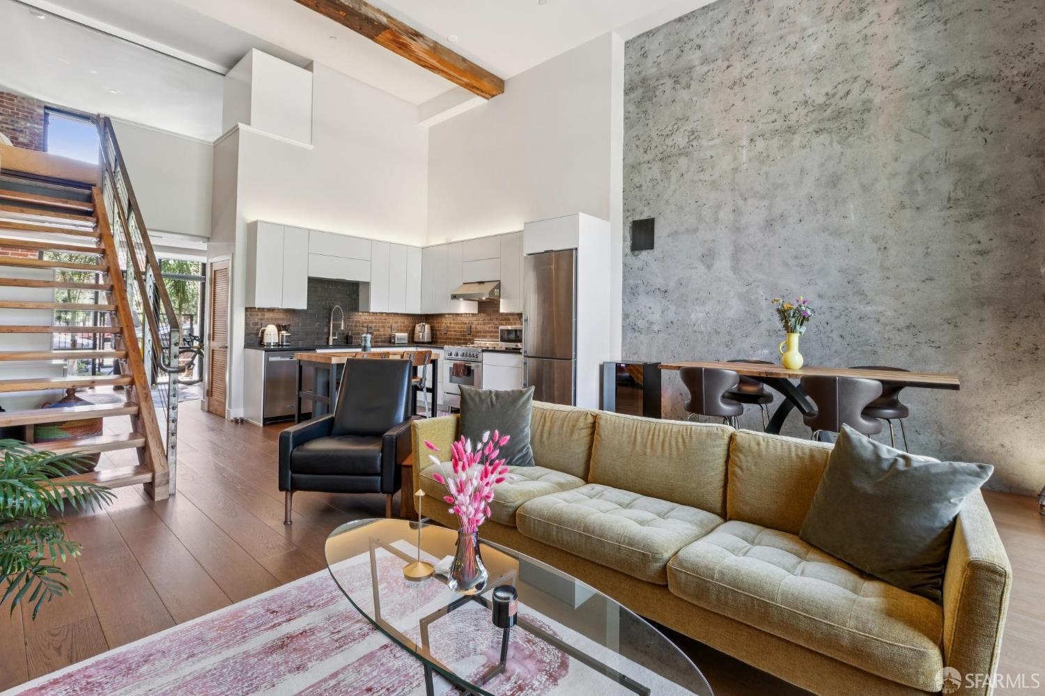 877 Indiana Street # 106