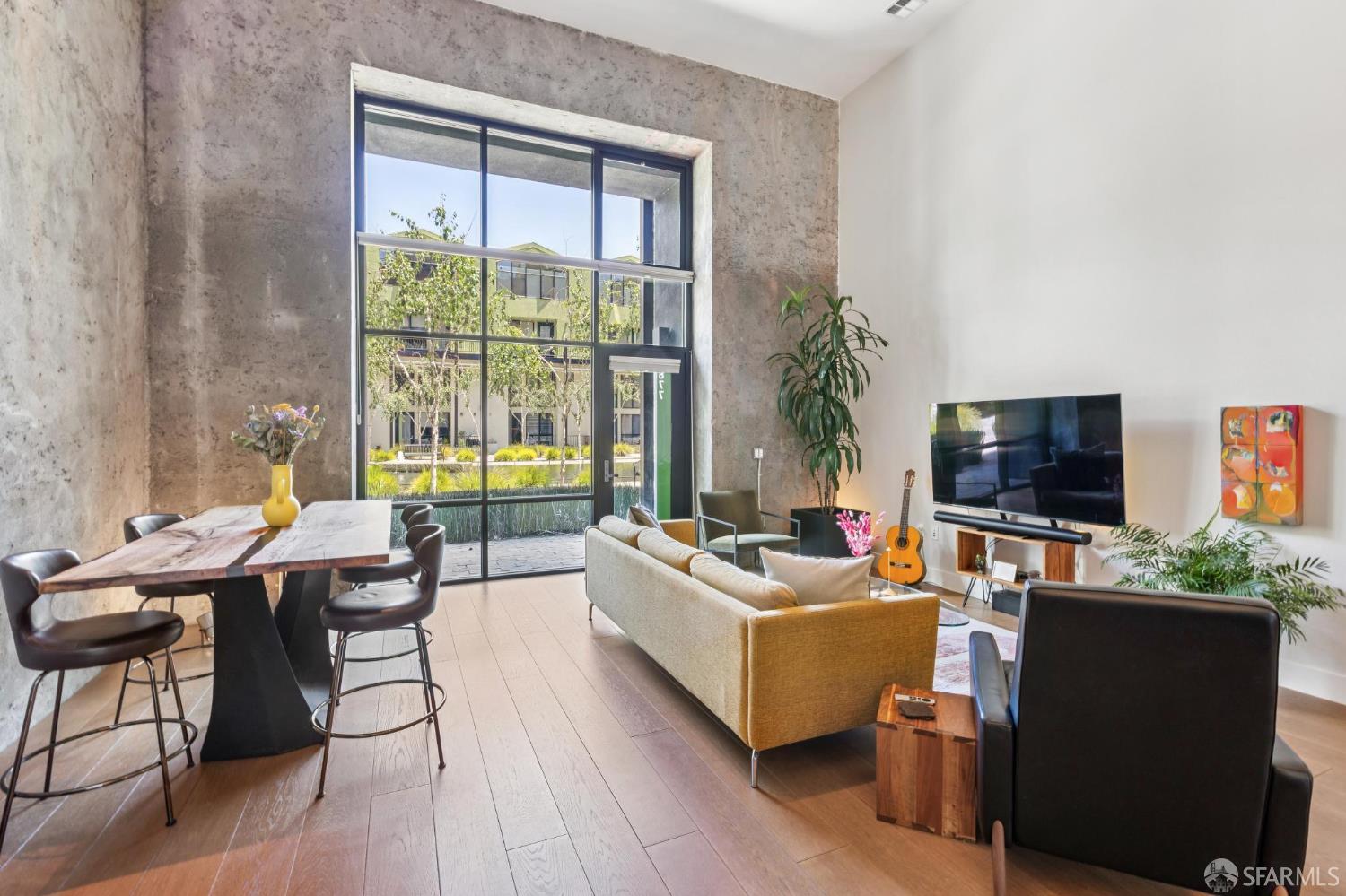 877 Indiana Street # 106