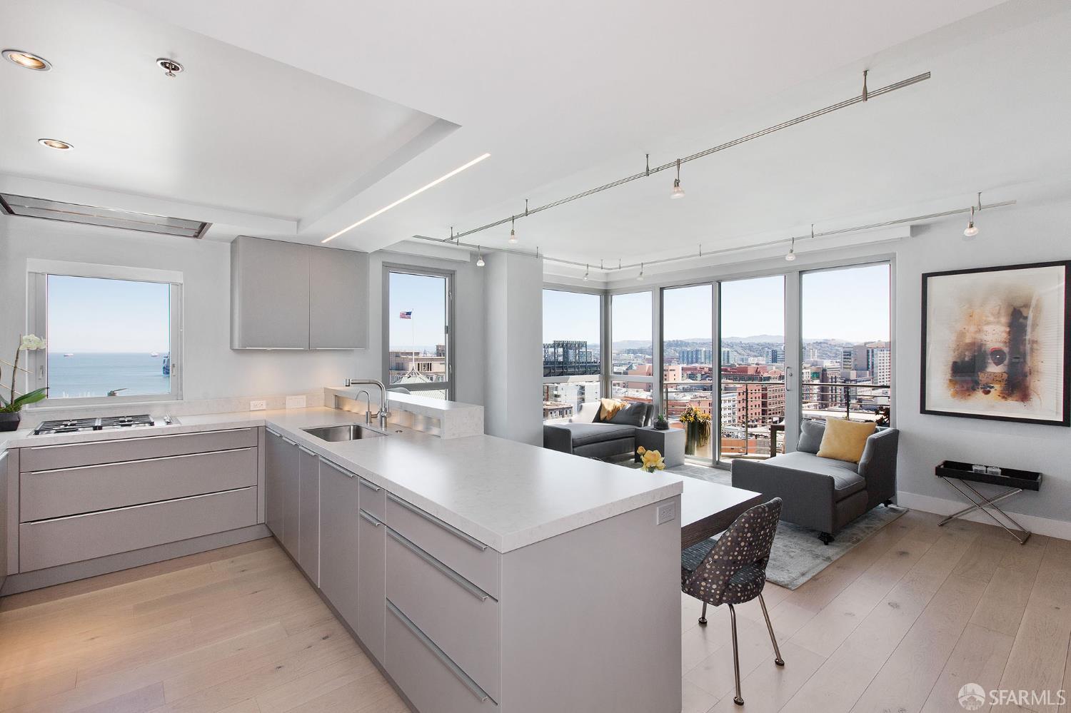 229 Brannan Street # 16E