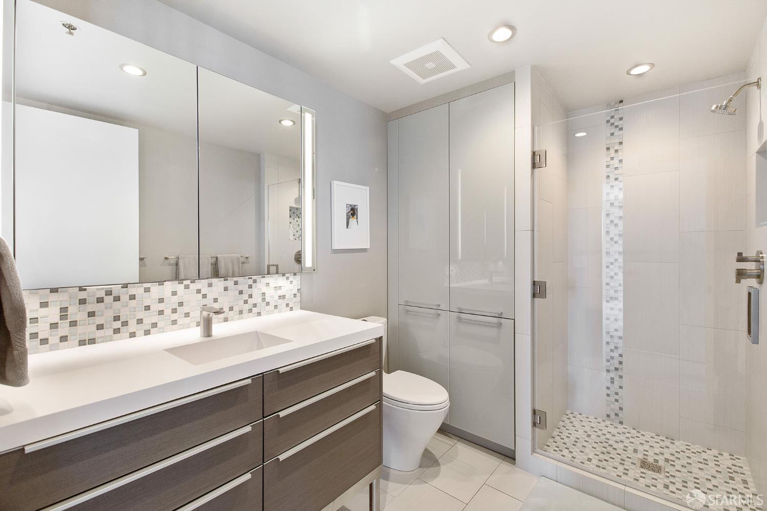 229 Brannan Street # 16E