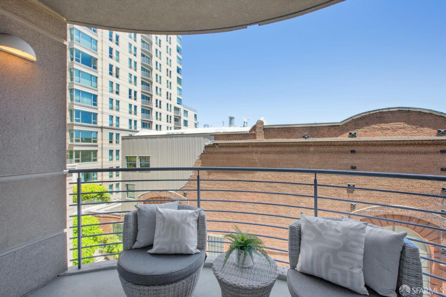 229 Brannan Street # 2C