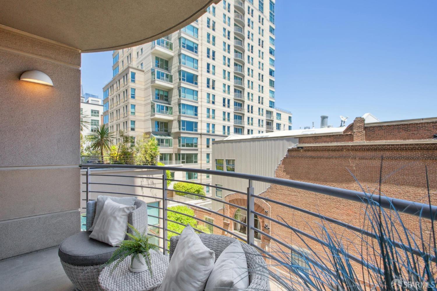 229 Brannan Street # 2C