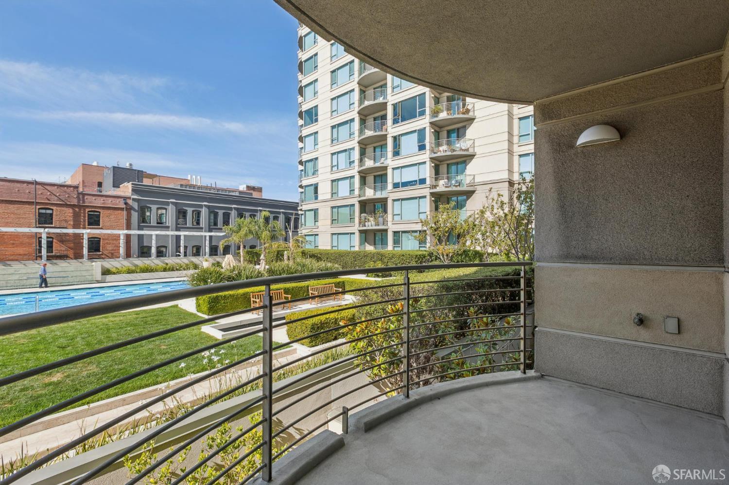 229 Brannan Street # 3G