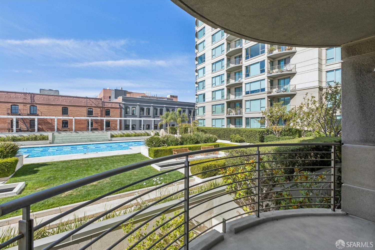 229 Brannan Street # 3G