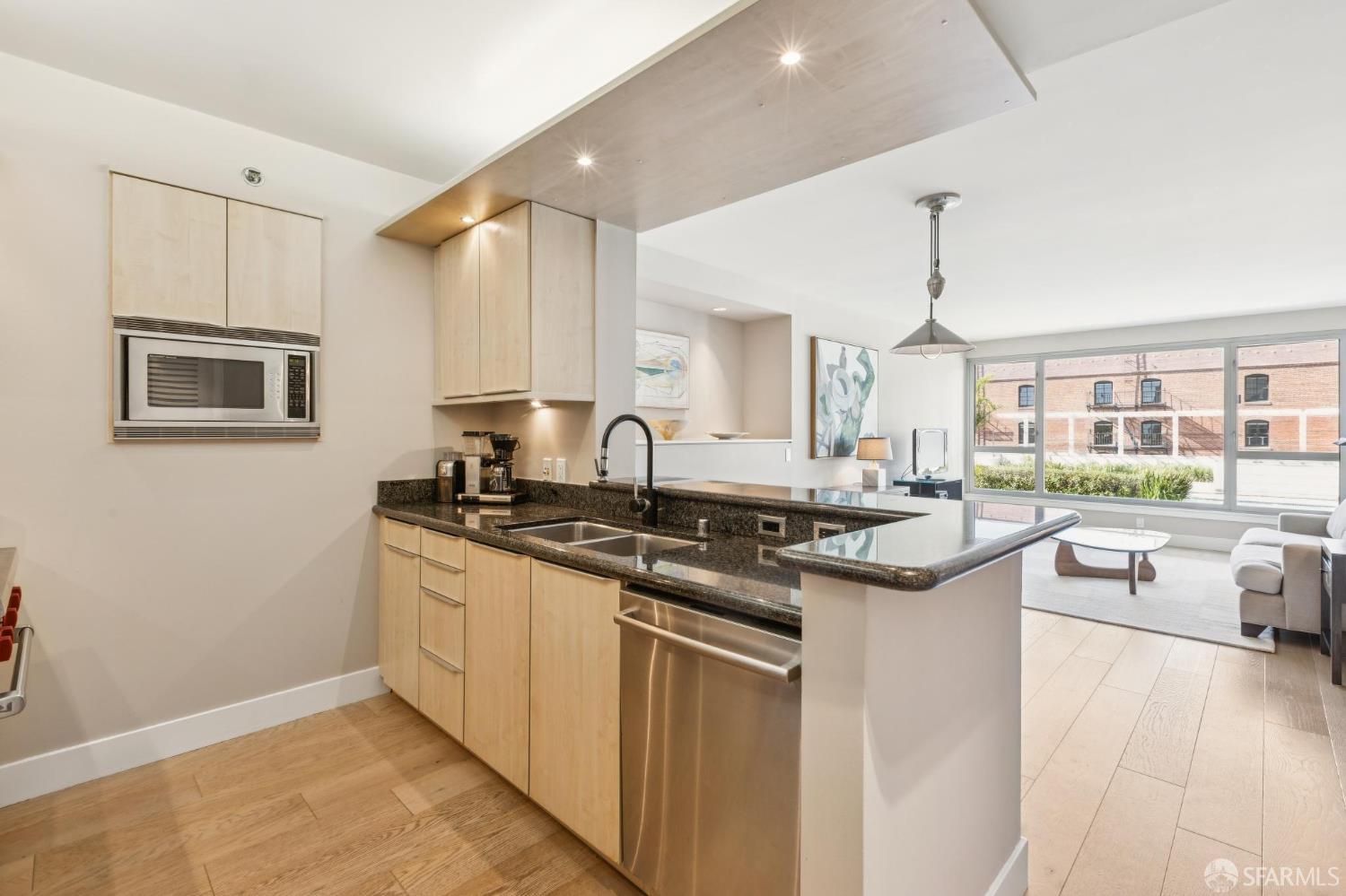 229 Brannan Street # 3G