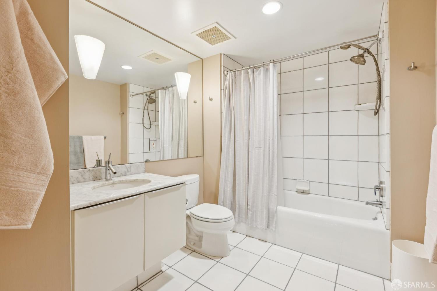 229 Brannan Street # 3G