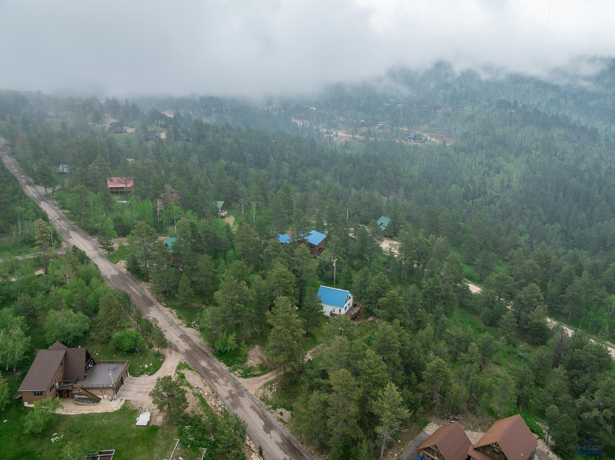 21220 LAST CHANCE TRAIL