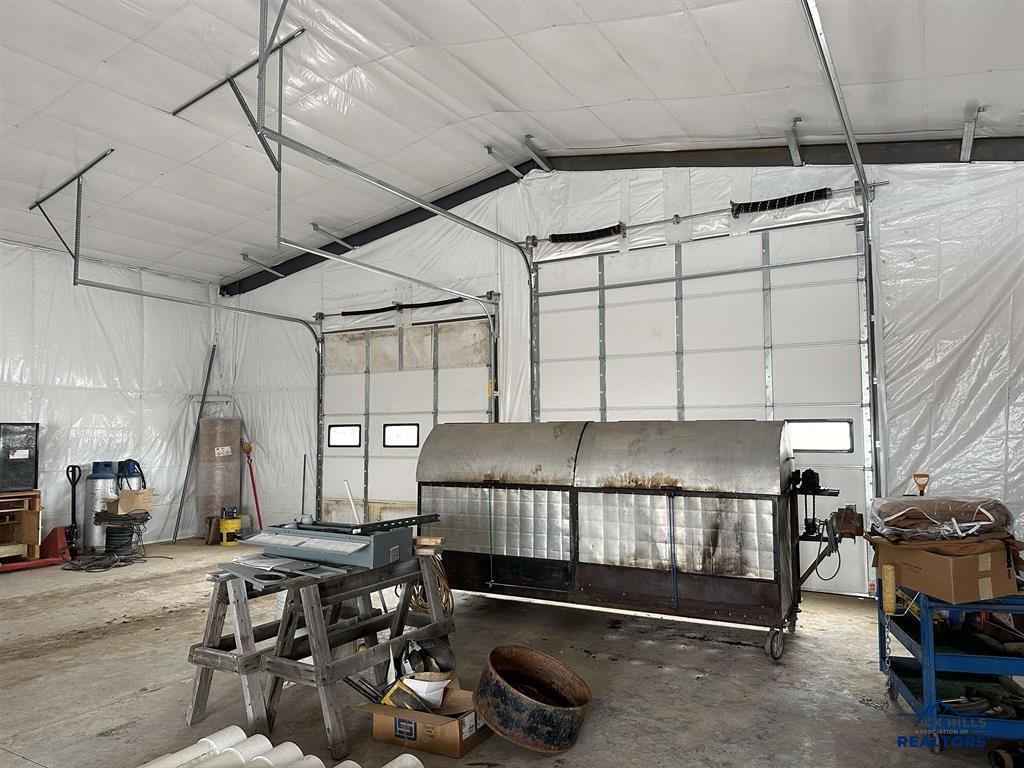 403 & 411 VALLEY VIEW DR