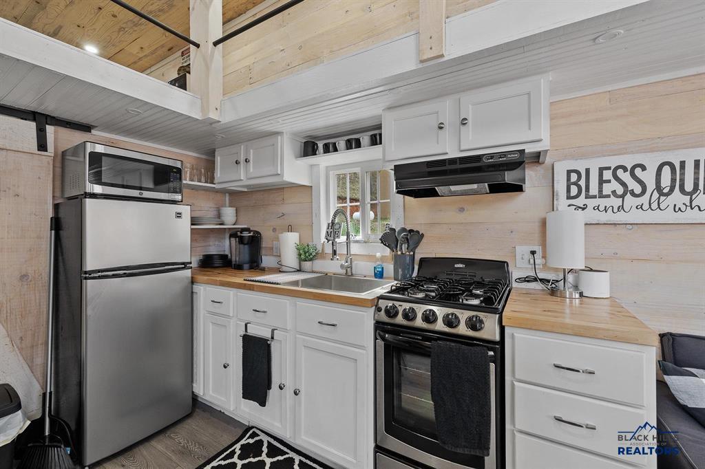 27651-M COUNTRY VIEW RD