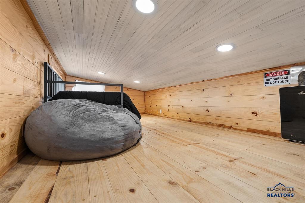 27651-R COUNTRY VIEW RD