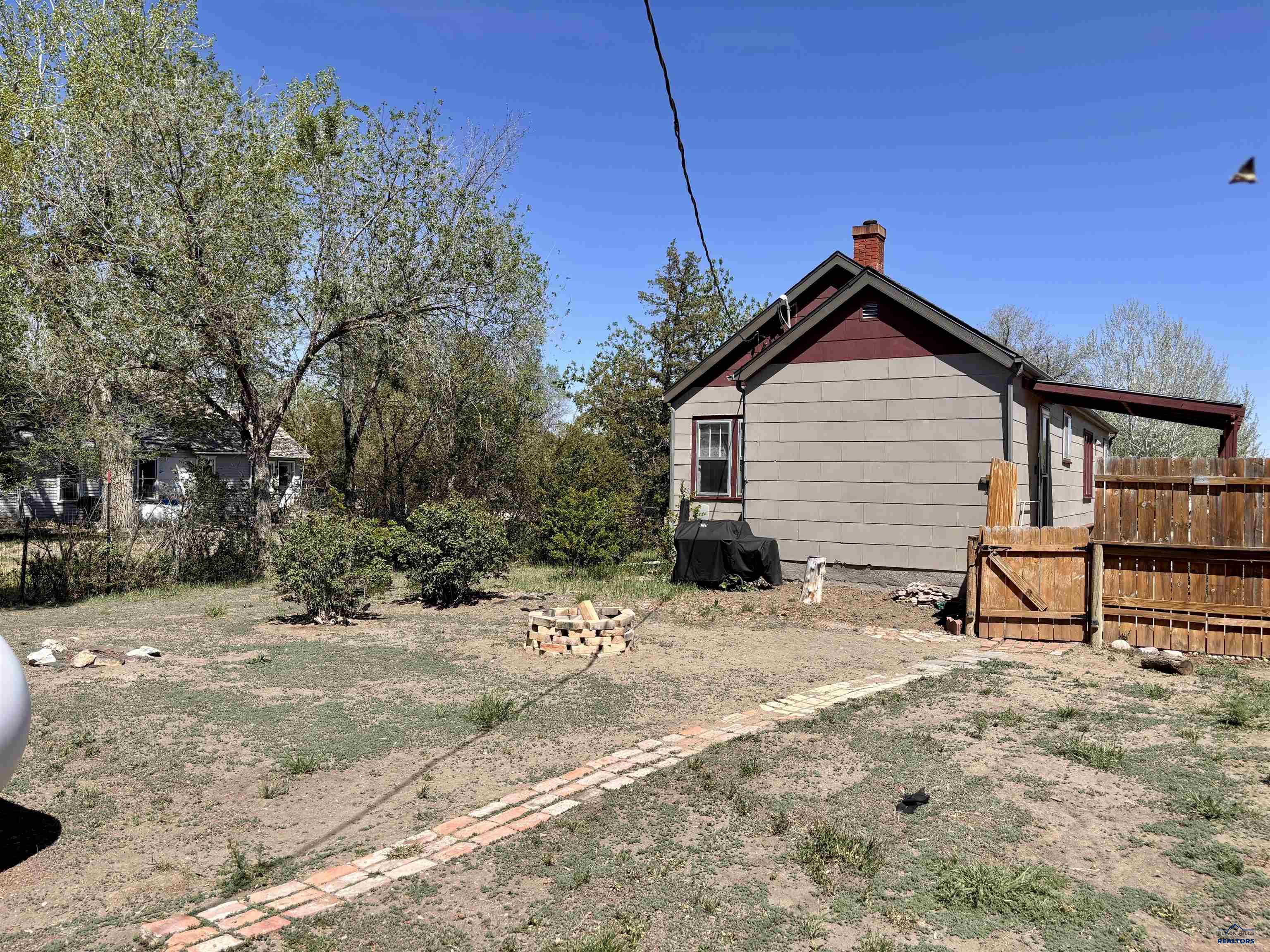 310 7TH AVE