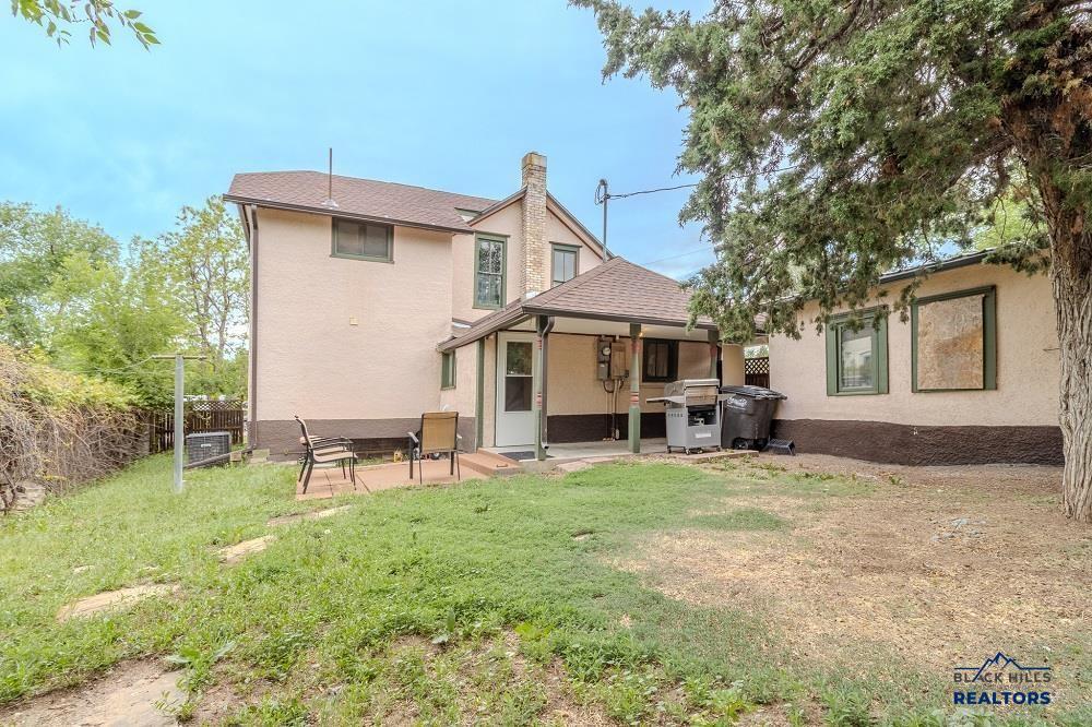 201 S 6TH ST