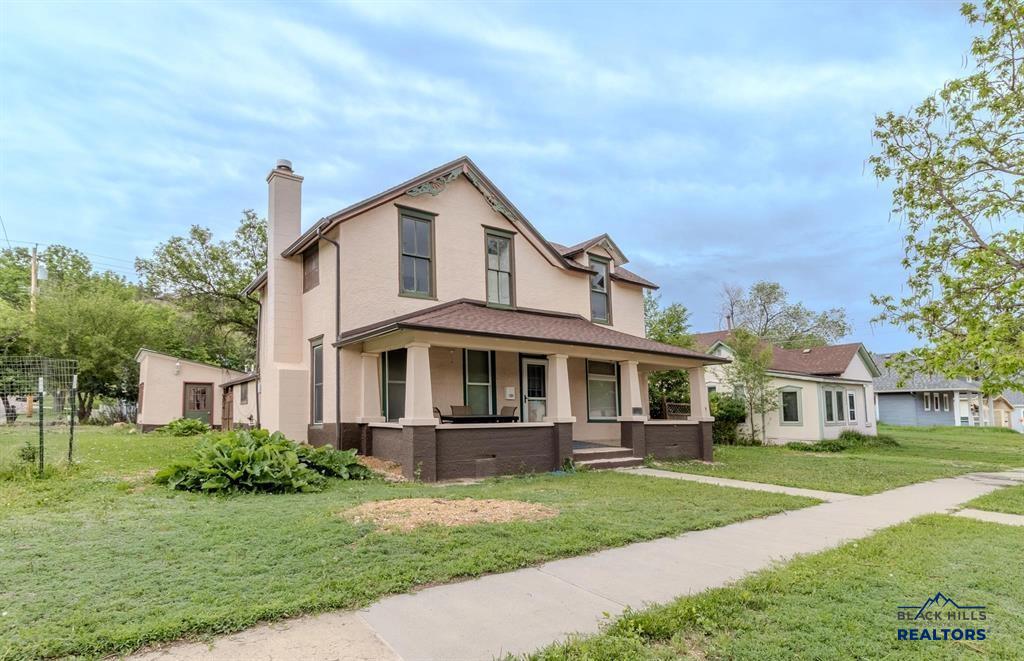 201 S 6TH ST