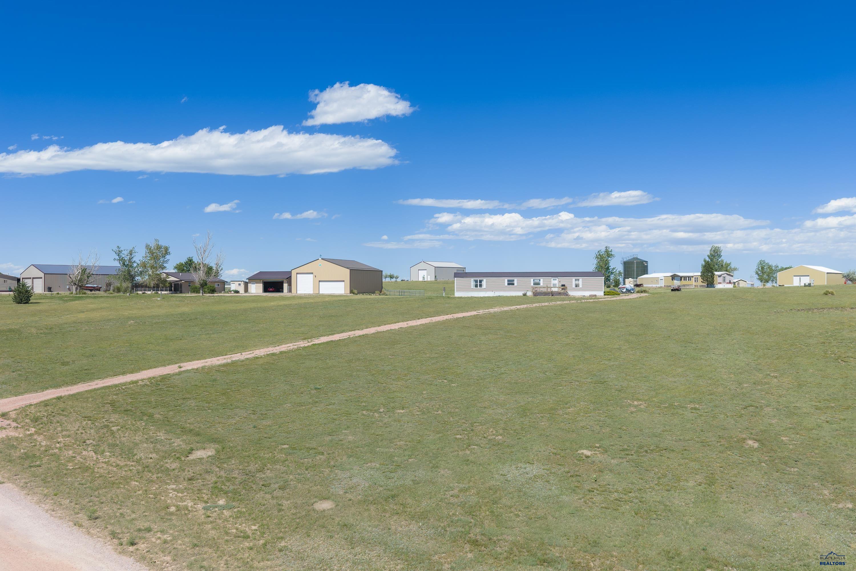 28290 PIRATES RD