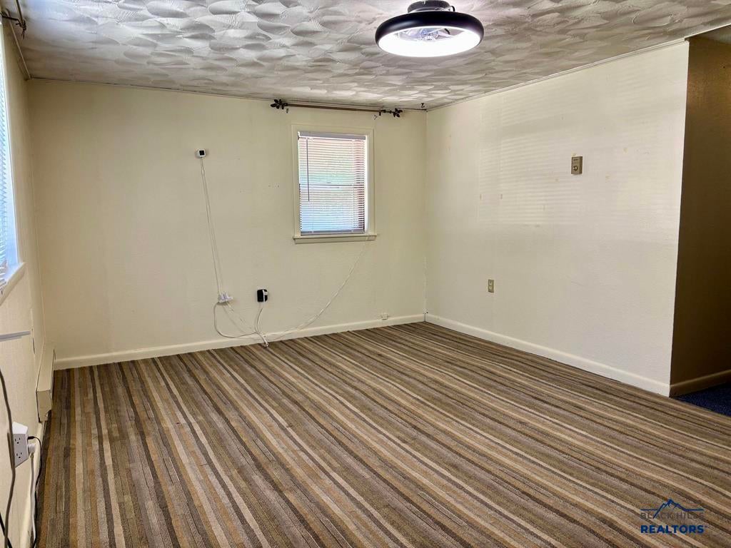 537 ALBANY AVE