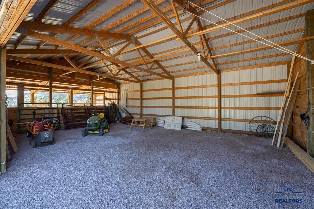28025 CASCADE RD