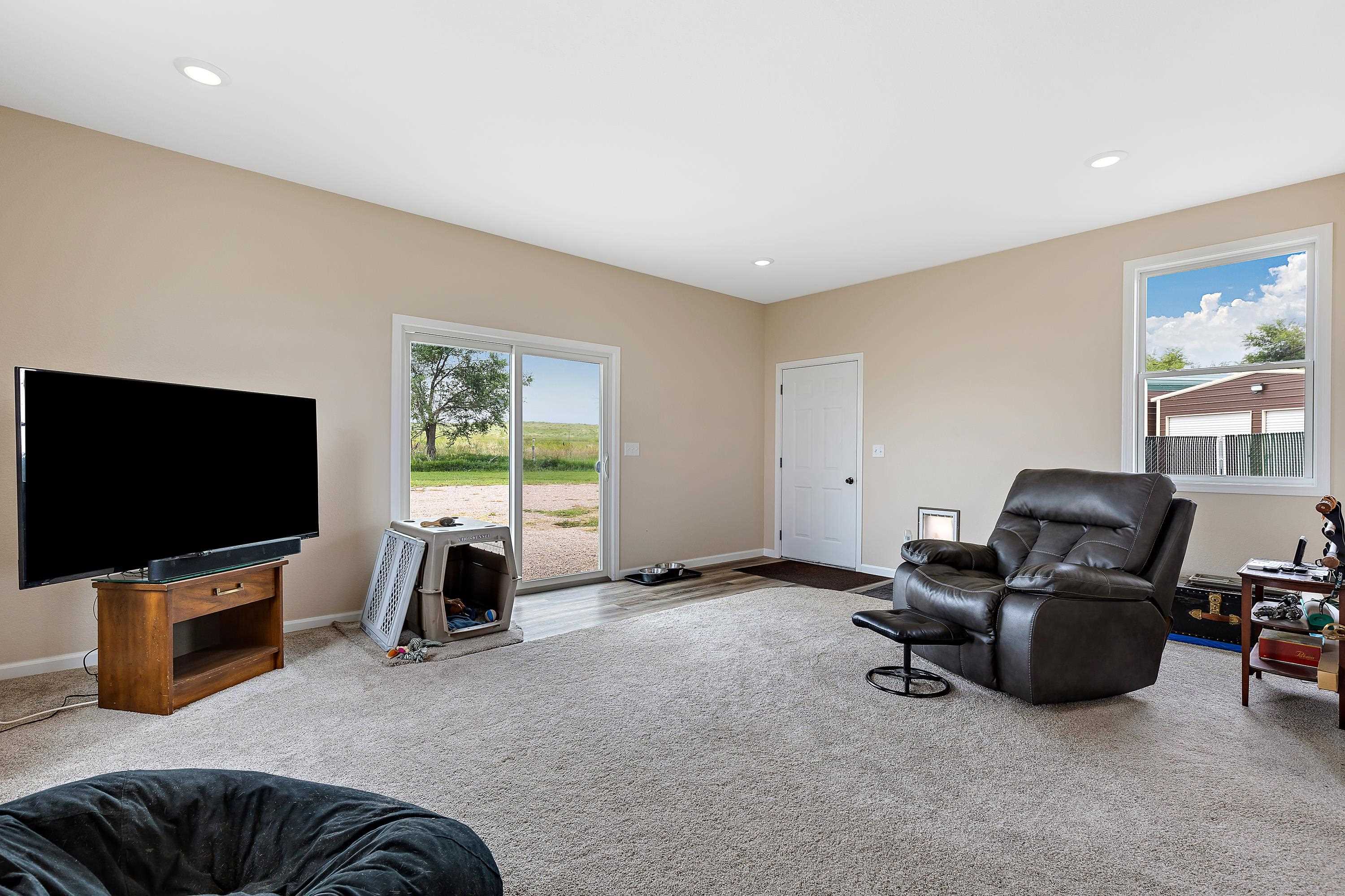 13208 Hillsview Drive