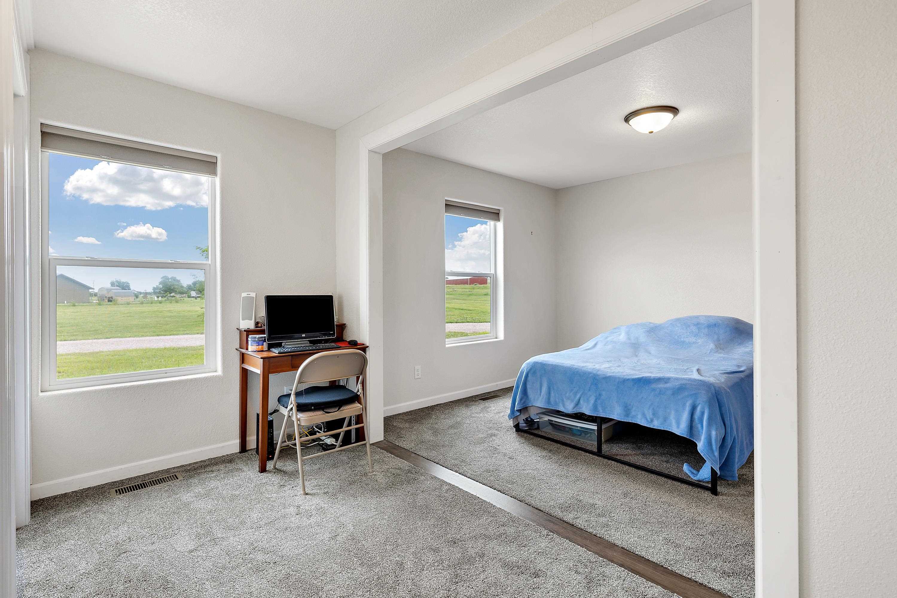 13208 Hillsview Drive